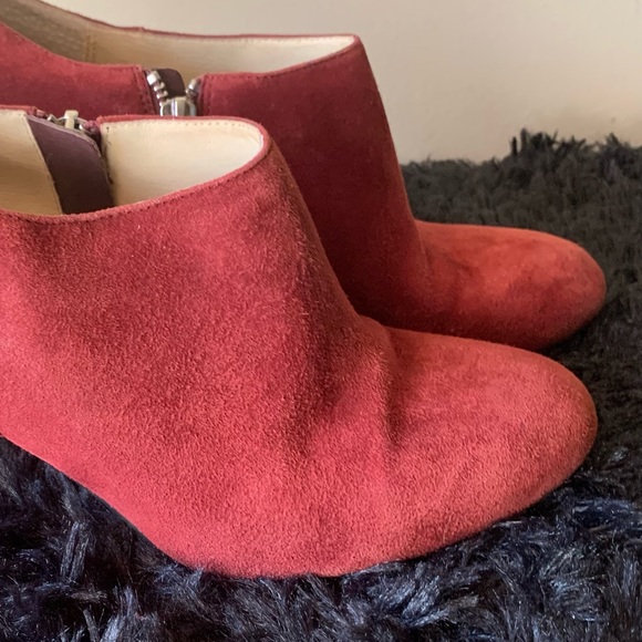 Michael Kors Red Suede Stiletto Exterior Side Zip Sammy Ankle Boot- Sz9 - Picture 4 of 12
